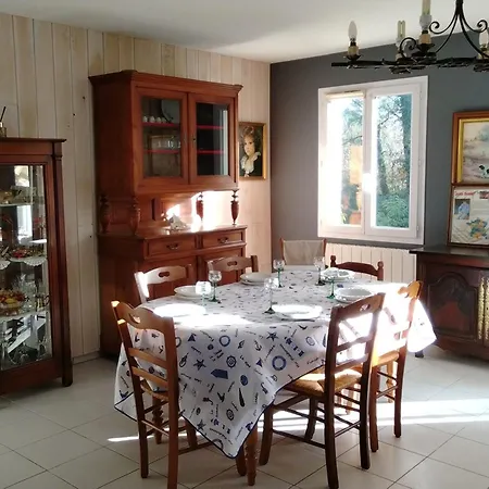 House With Garden Near The Sea In בית נופש Mesquer